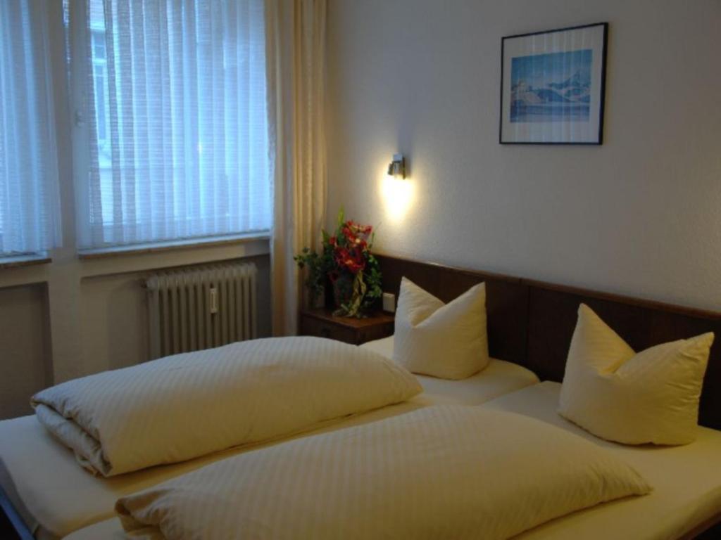 Hotel Loehr Baden-Baden Habitación foto